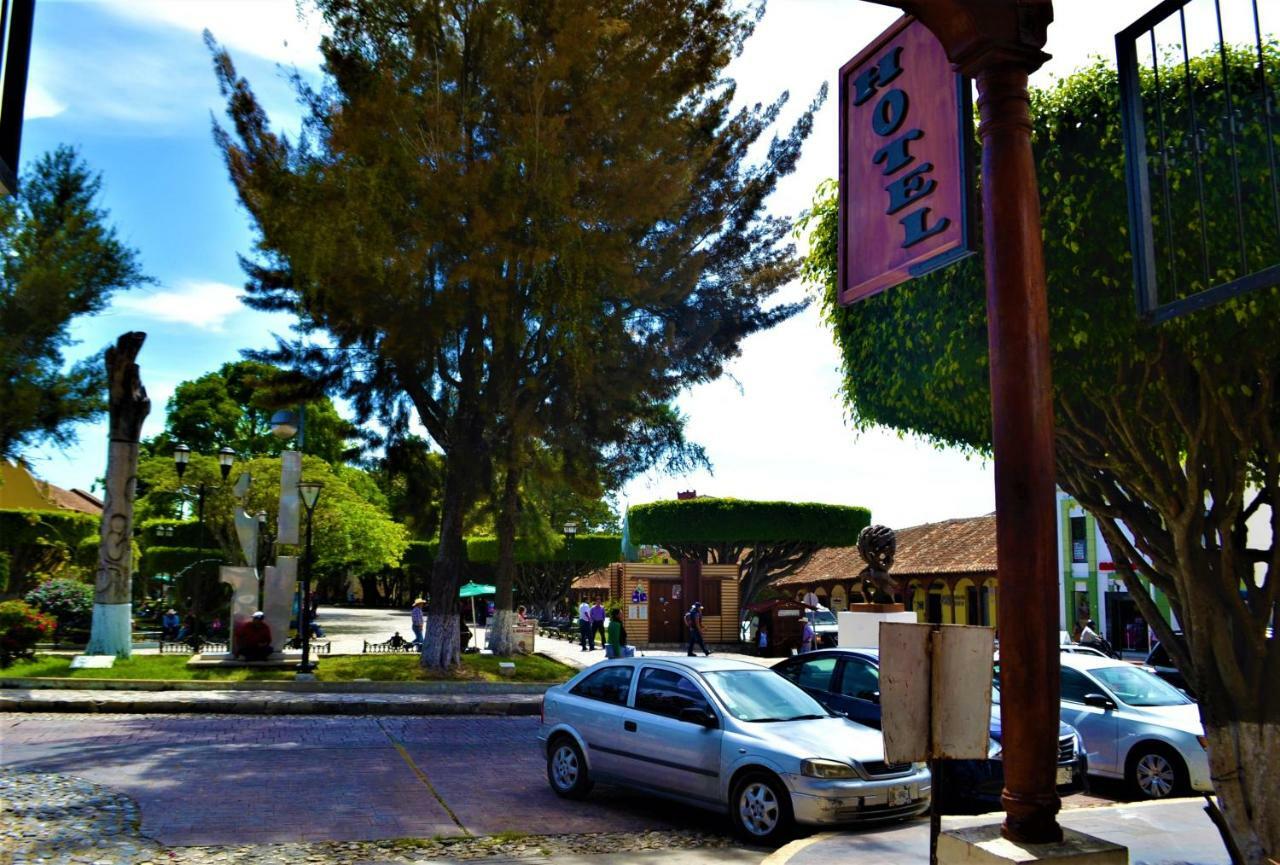Hotel Delfín Comitán Exterior foto